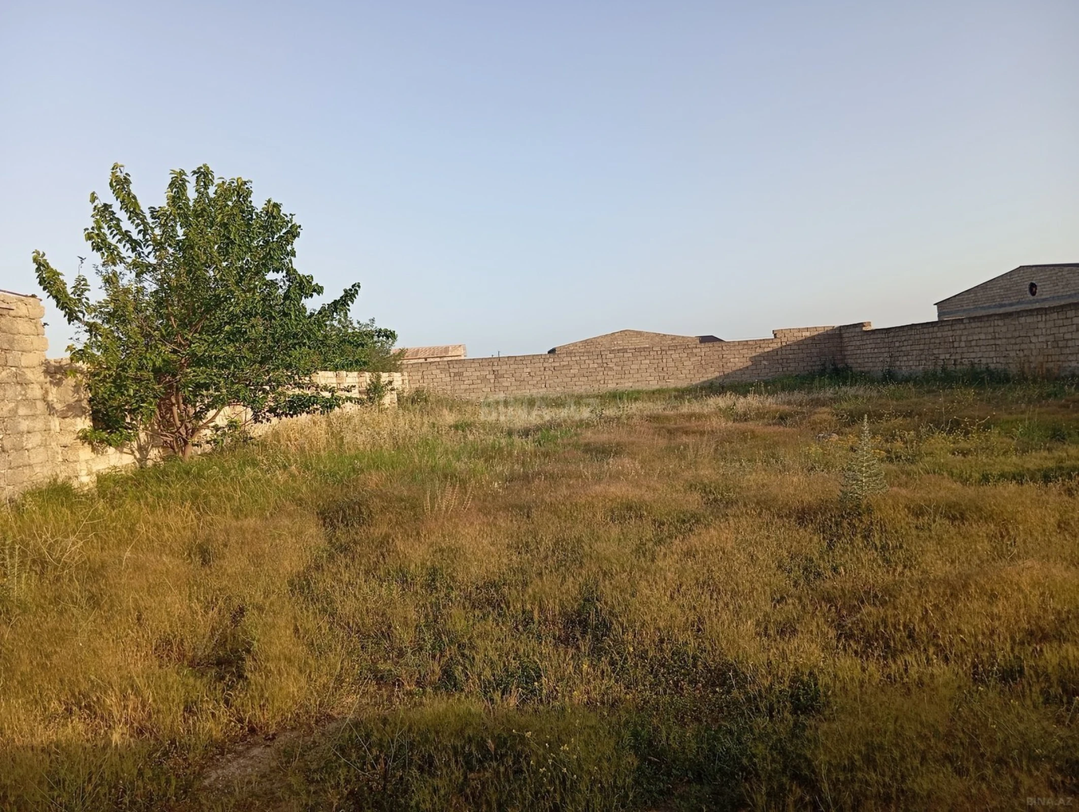 Satılır torpaq sahəsi 10 m²