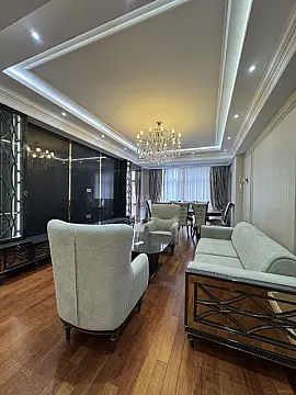 Satılır 4 otaqlı mənzil 164 m²