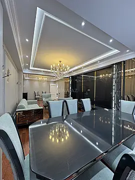 Satılır 4 otaqlı mənzil 164 m²