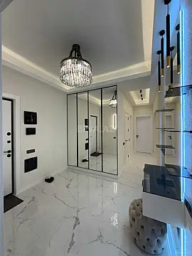 Satılır 4 otaqlı mənzil 195 m² — Bakı 4 otaq 195.00 m²