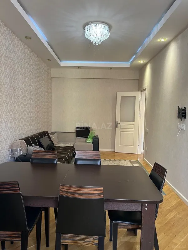 Kirayə verilir 2 otaqlı mənzil 65 m²