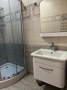 Kirayə verilir 2 otaqlı mənzil 65 m²