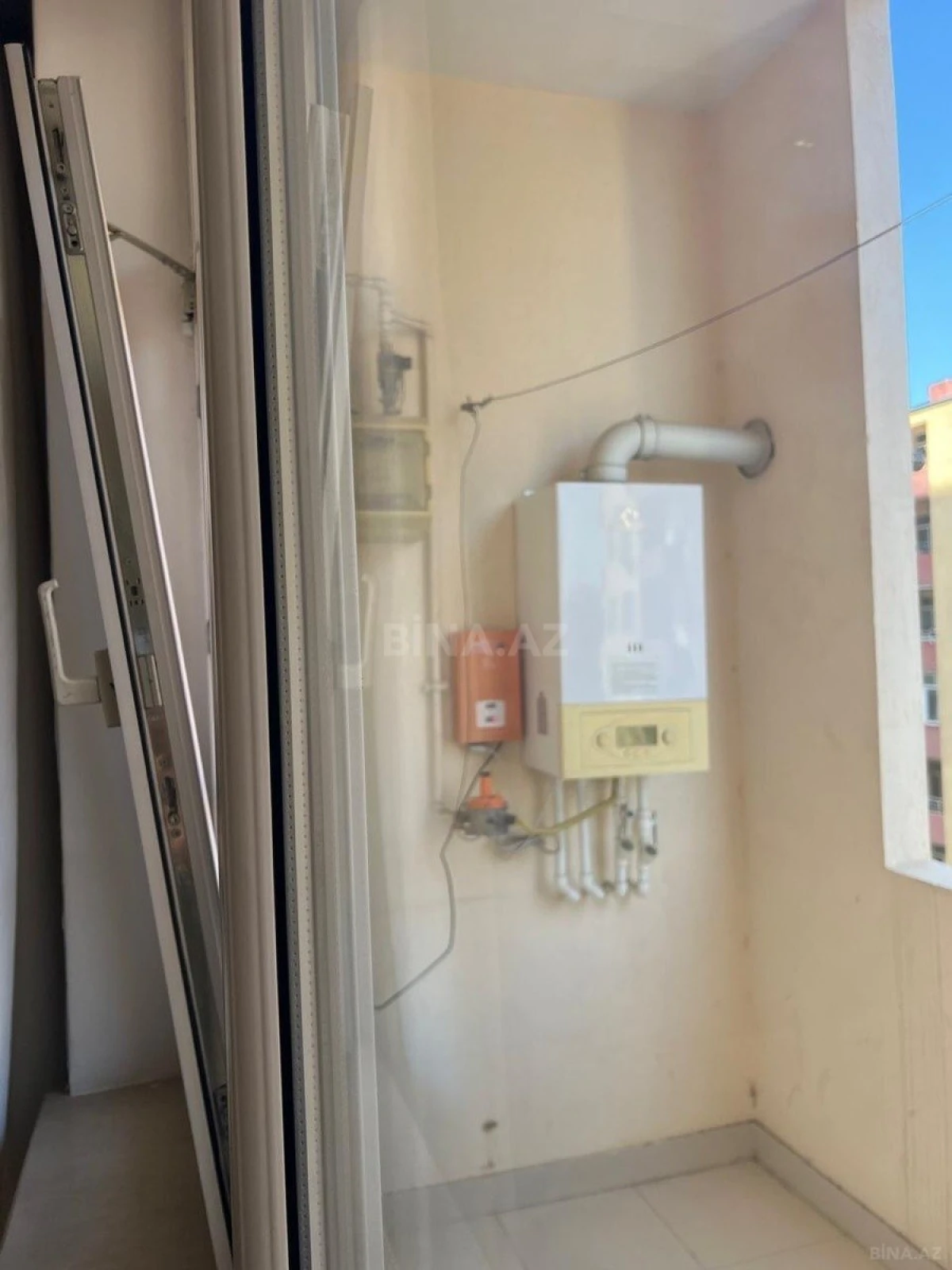 Kirayə verilir 2 otaqlı mənzil 65 m²