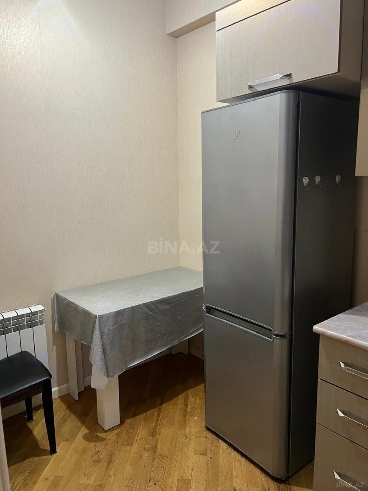 Kirayə verilir 2 otaqlı mənzil 65 m²