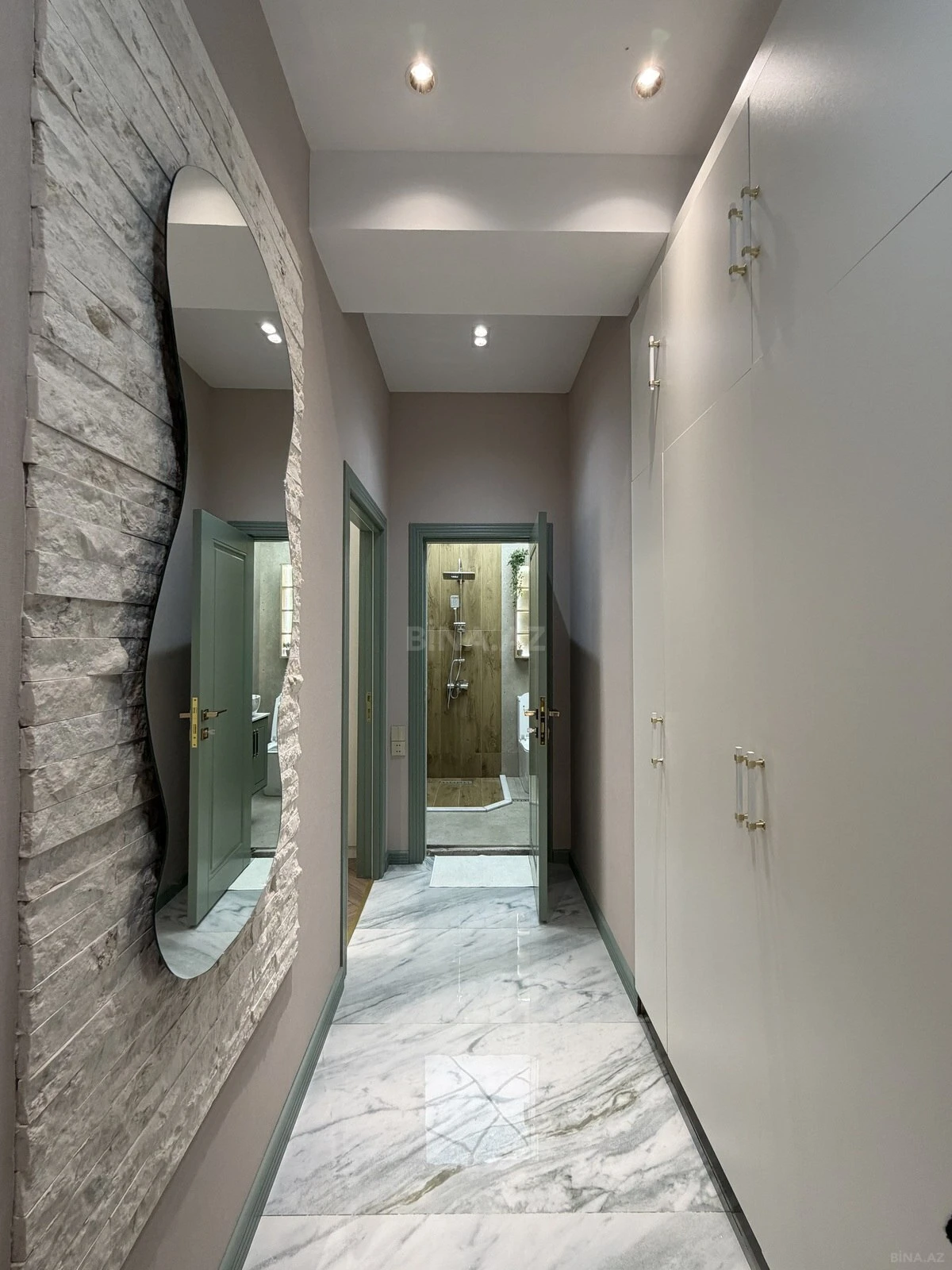 Satılır 2 otaqlı mənzil 60 m²