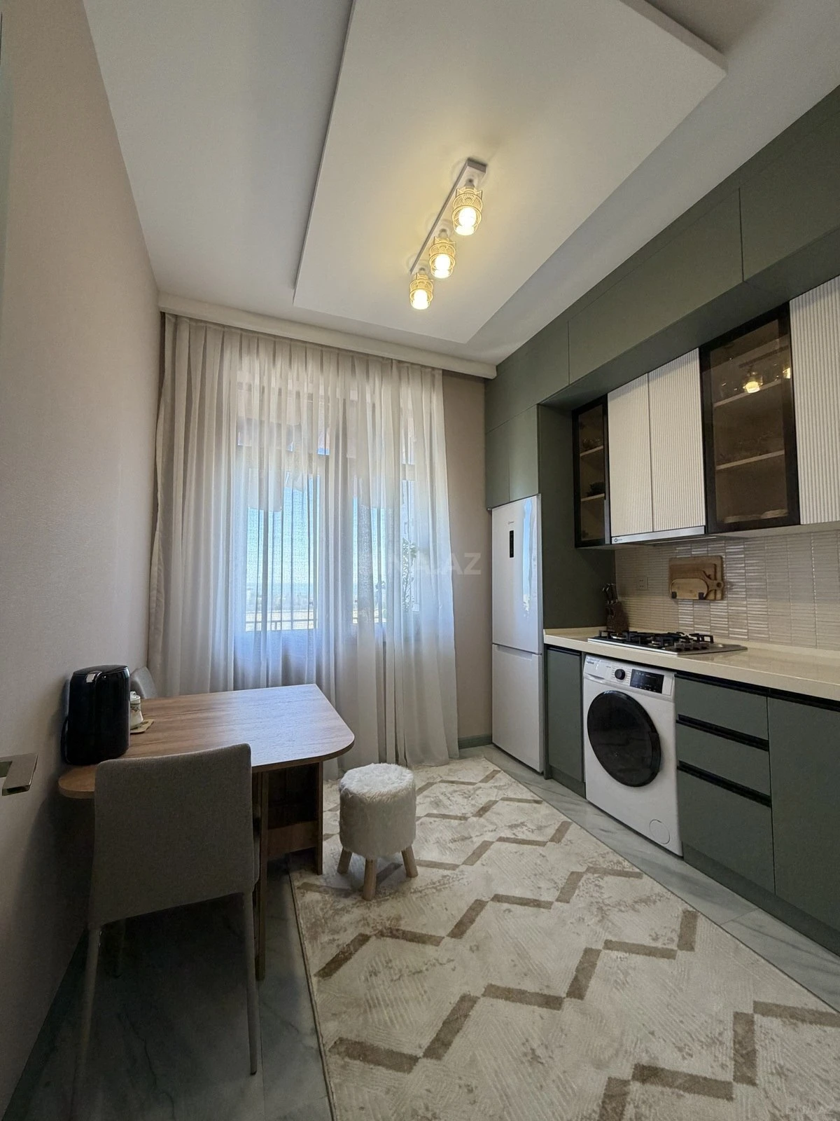 Satılır 2 otaqlı mənzil 60 m²