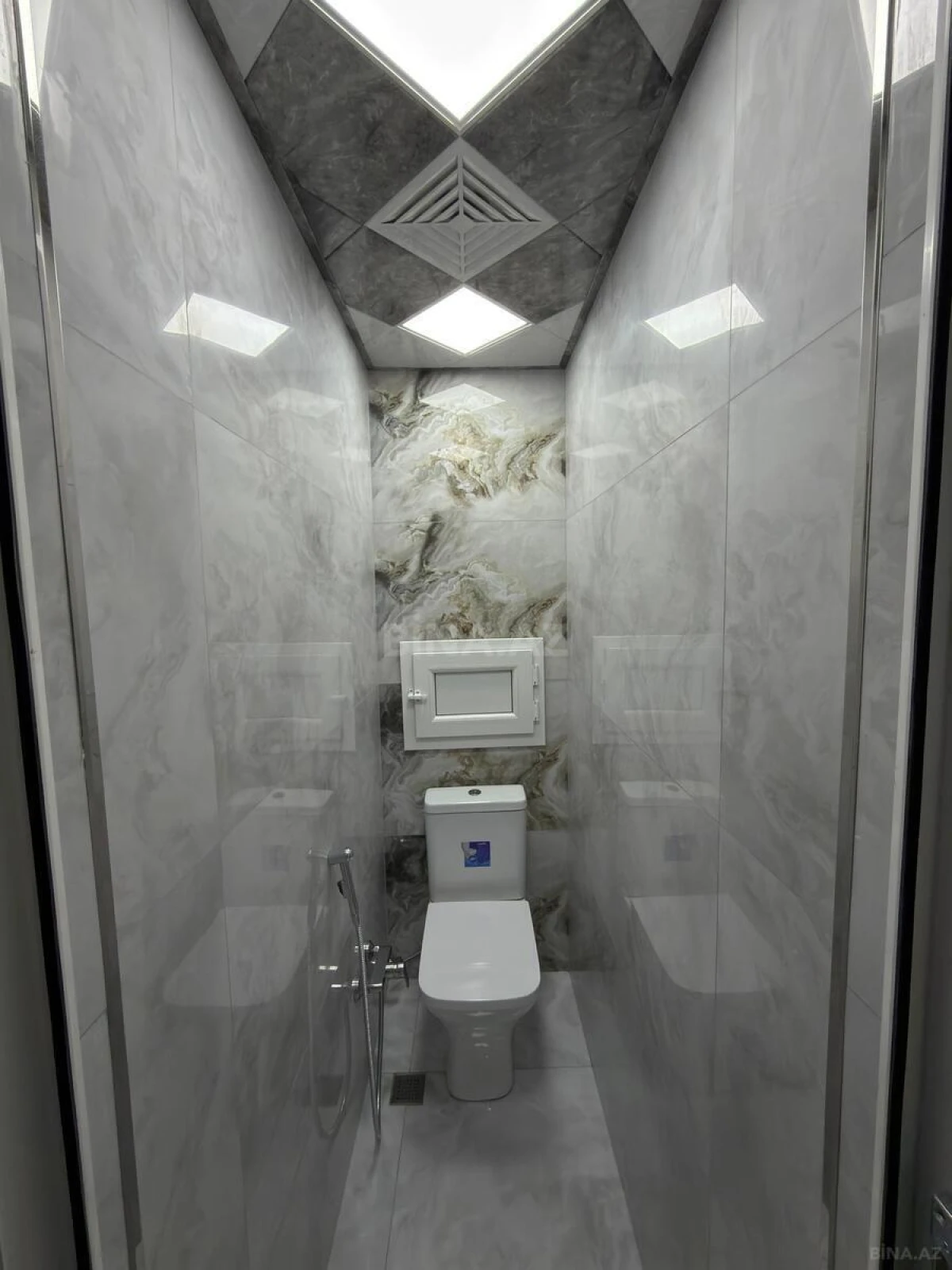 Satılır 2 otaqlı mənzil 60 m²