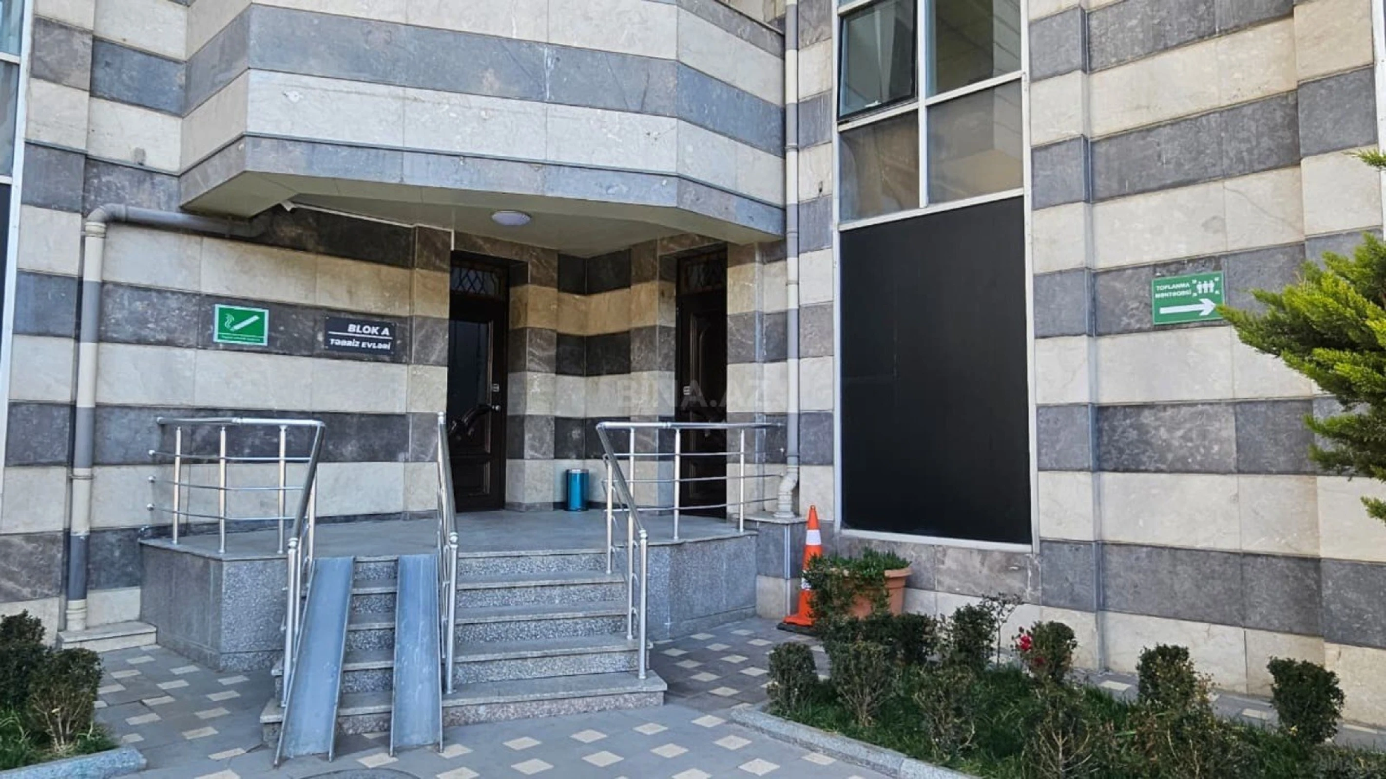 Satılır 3 otaqlı mənzil 108 m²