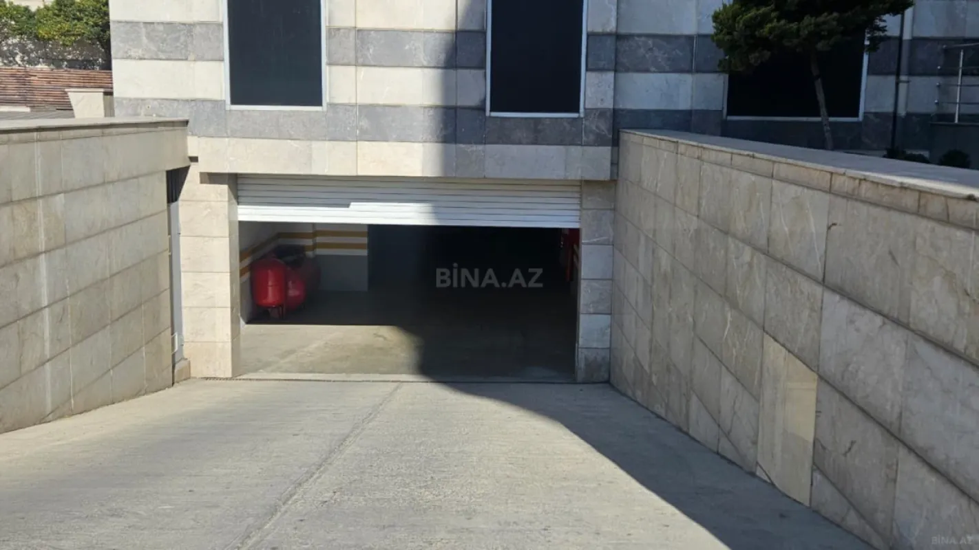 Satılır 3 otaqlı mənzil 108 m²