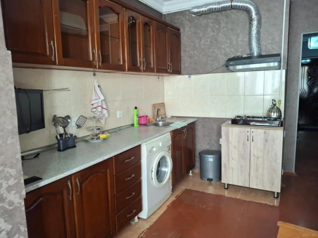 Kirayə verilir 1 otaqlı mənzil 48 m²
