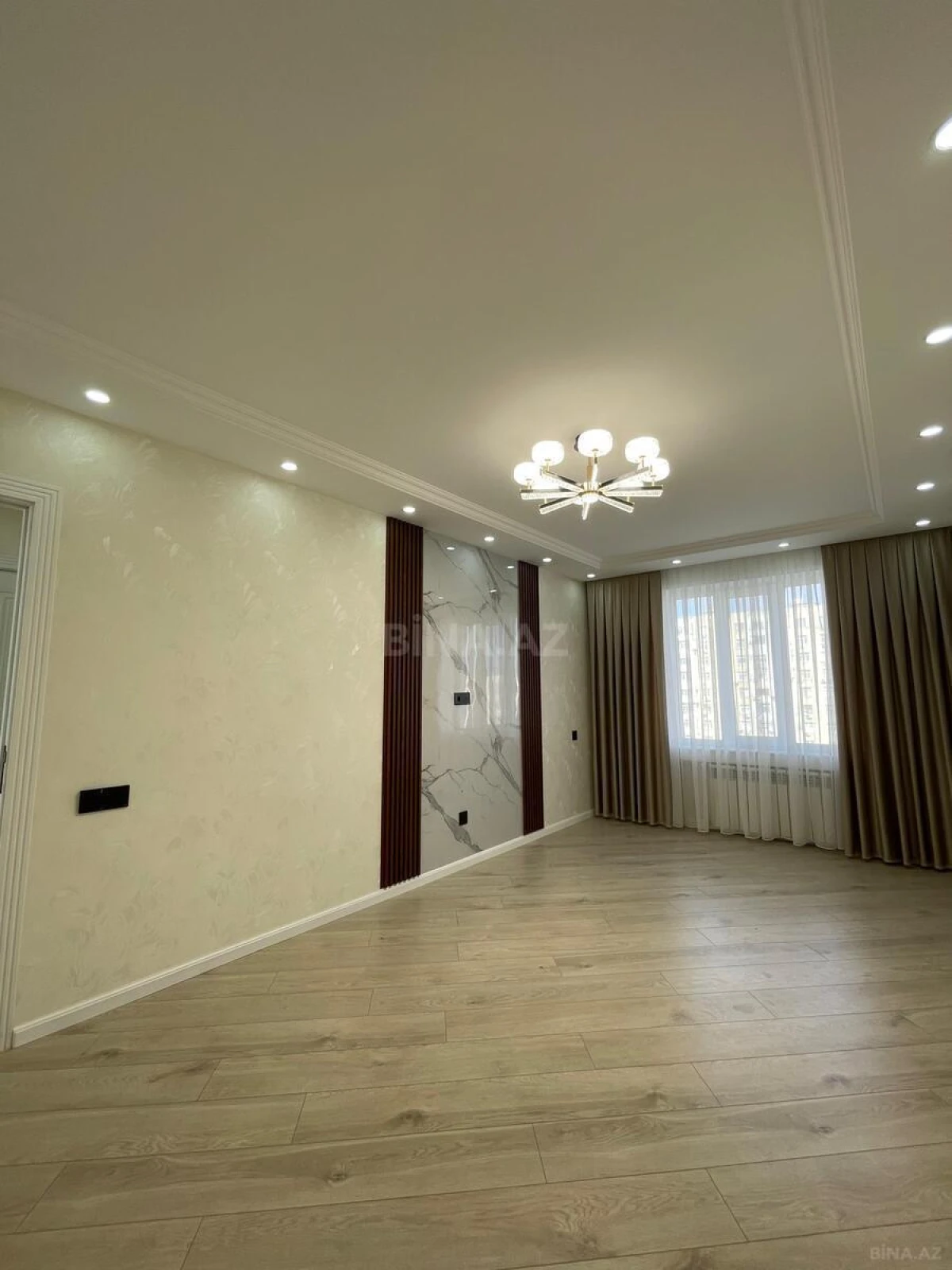 Satılır 2 otaqlı mənzil 60 m²