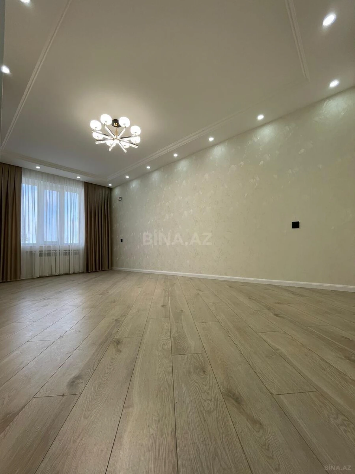 Satılır 2 otaqlı mənzil 60 m²