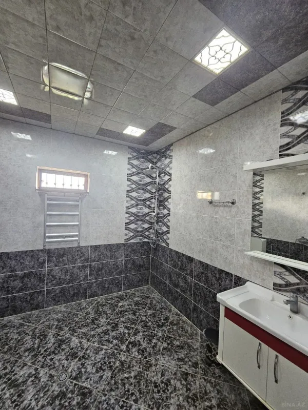 Kirayə verilir 6 otaqlı həyət evi 250 m²
