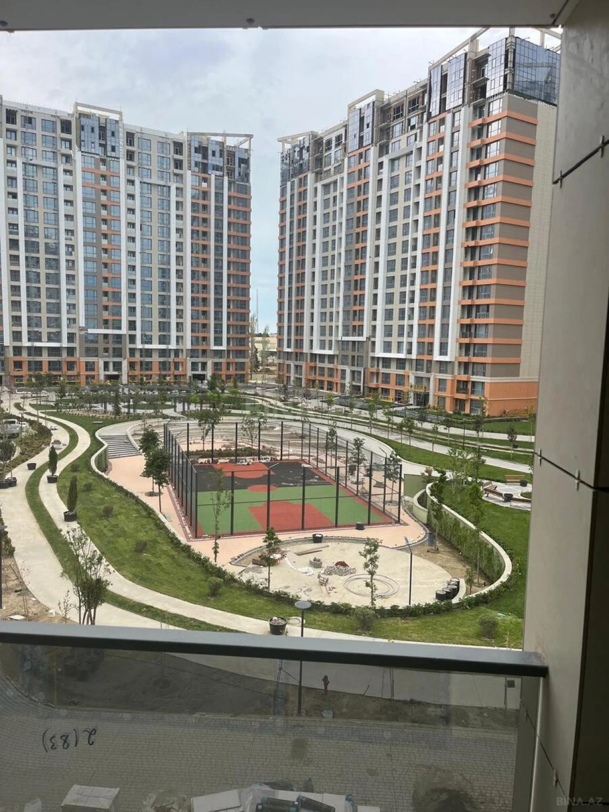 Satılır 2 otaqlı mənzil 56.3 m²