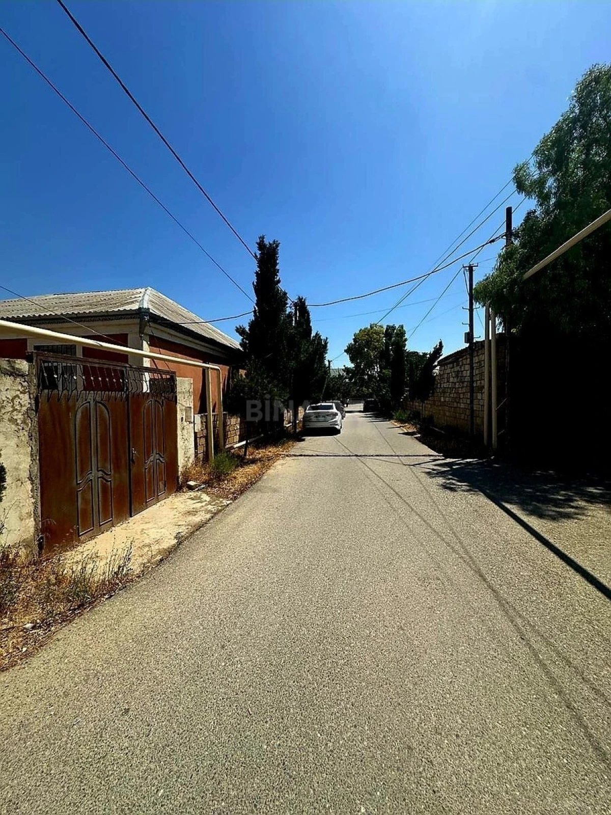 Satılır 4 otaqlı həyət evi 240 m²