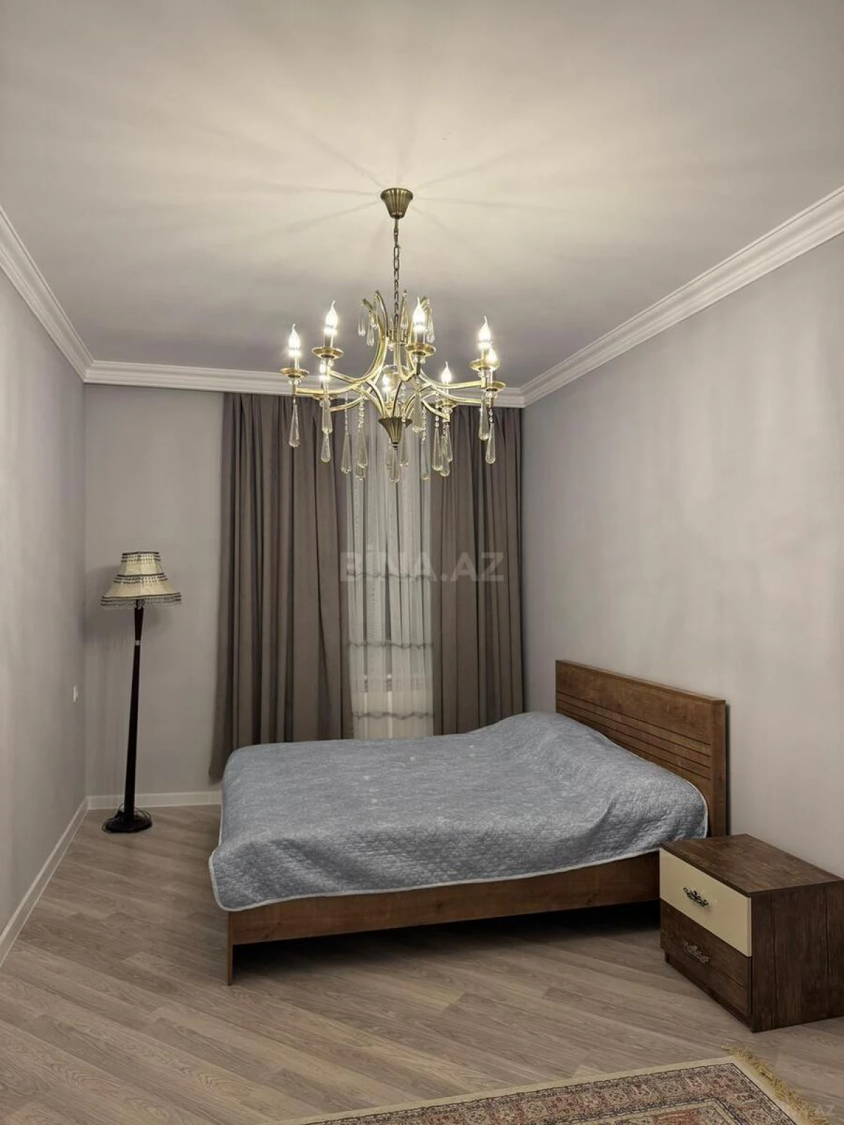 Kirayə verilir 5 otaqlı həyət evi 320 m²