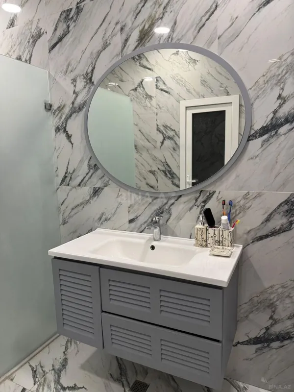 Kirayə verilir 5 otaqlı həyət evi 320 m²