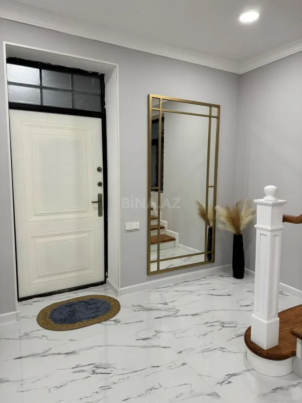 Kirayə verilir 5 otaqlı həyət evi 320 m²