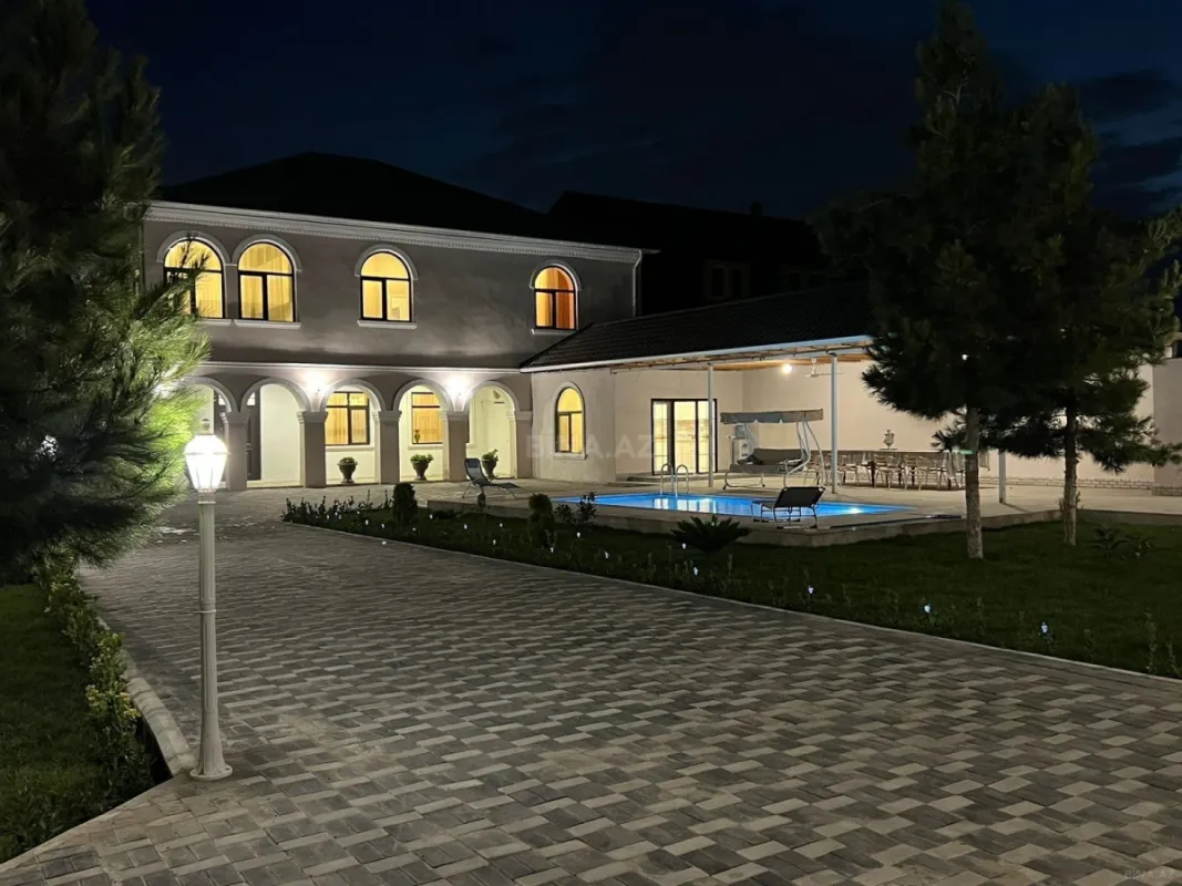 Kirayə verilir 5 otaqlı həyət evi 320 m²