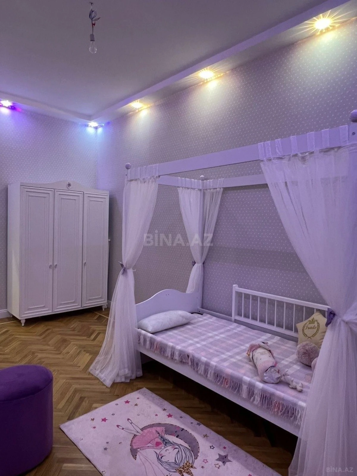 Kirayə verilir 5 otaqlı həyət evi 320 m²