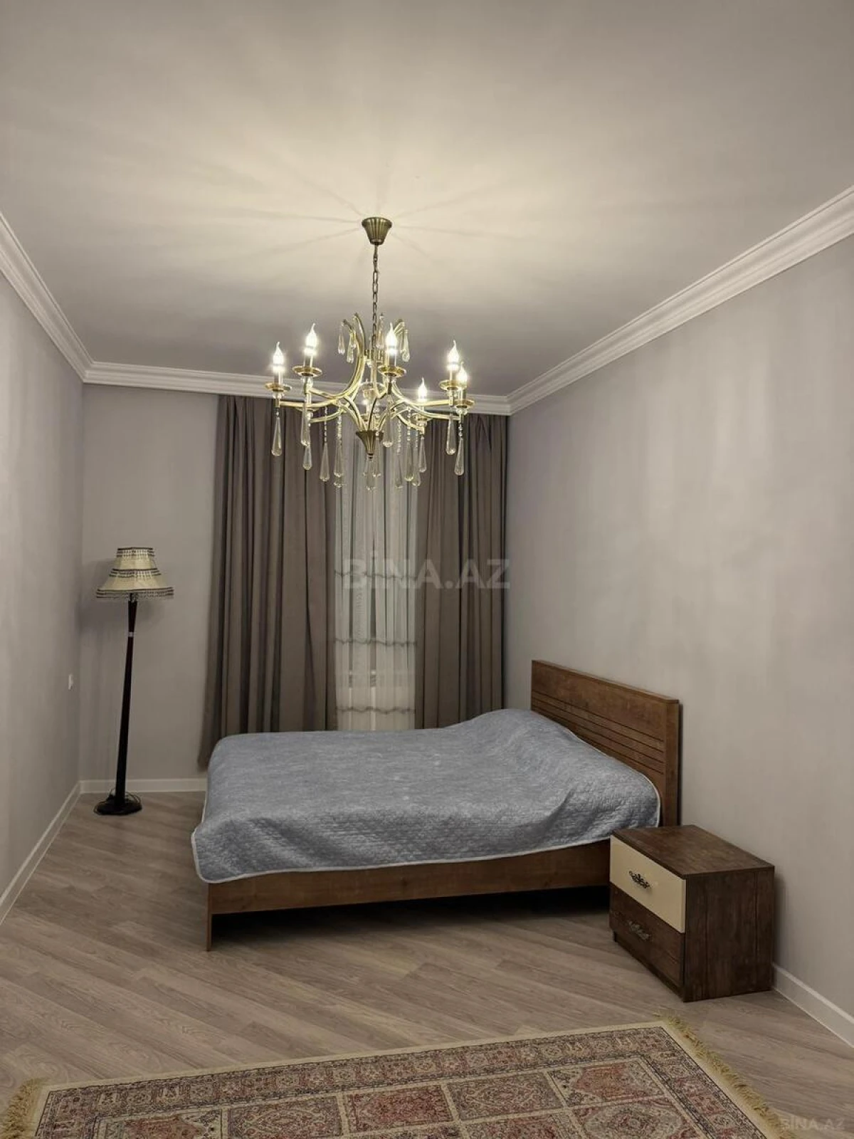 Kirayə verilir 5 otaqlı həyət evi 320 m²