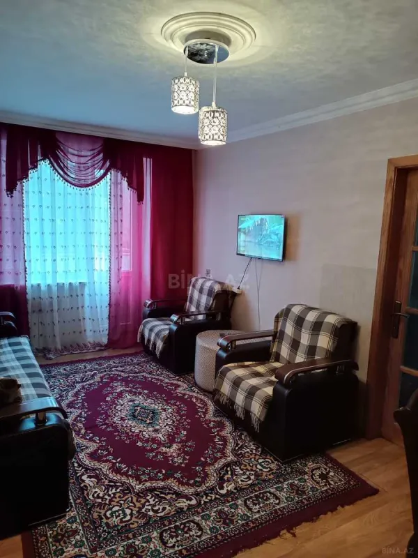 Kirayə verilir 2 otaqlı mənzil 47 m²