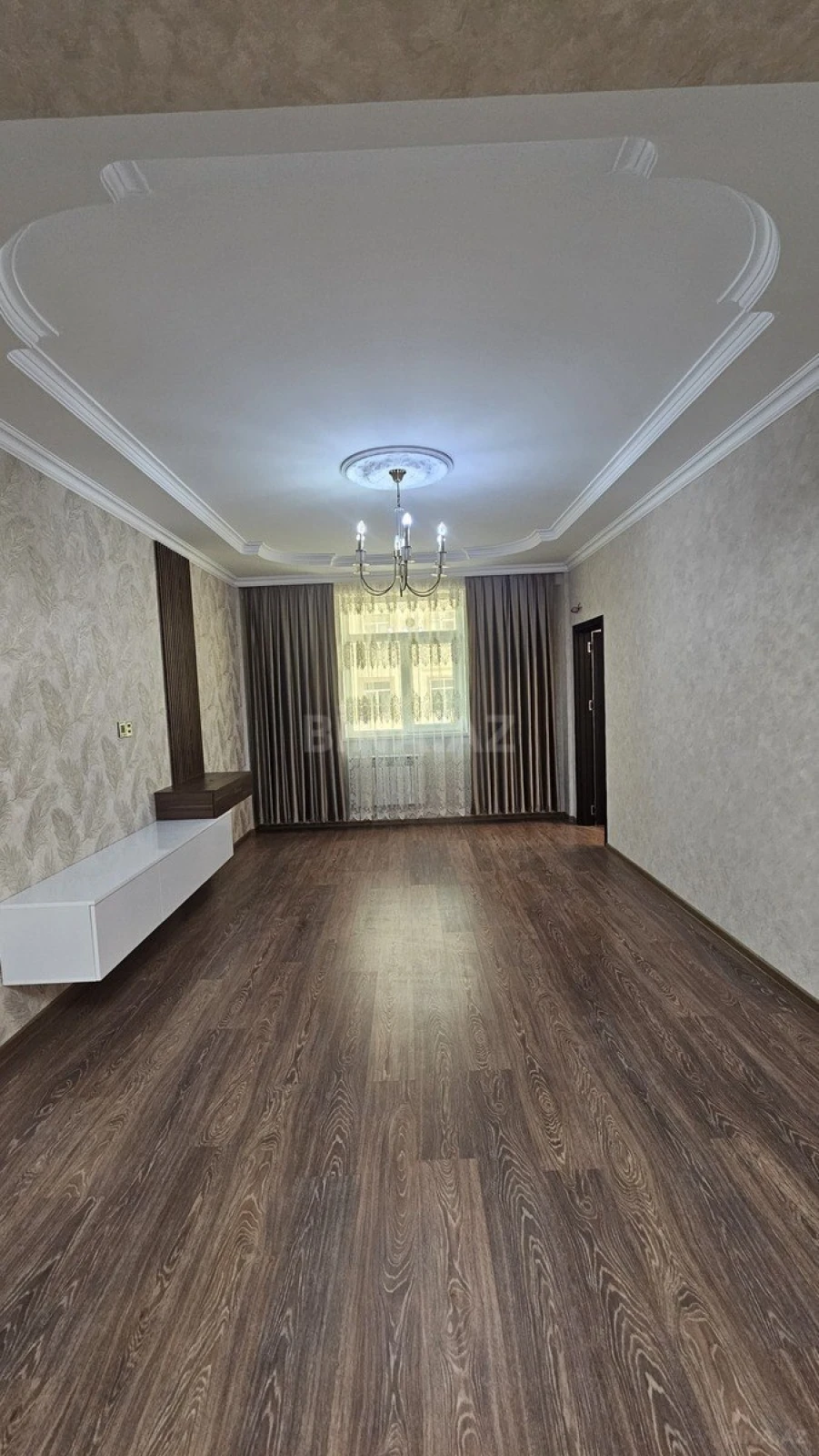 Satılır 3 otaqlı mənzil 83 m²