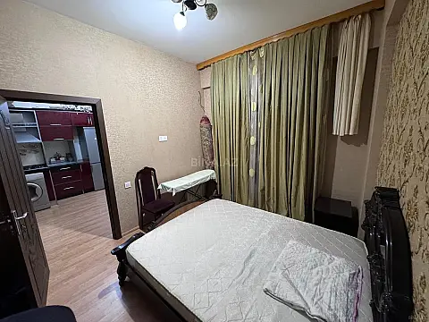 Kirayə verilir 2 otaqlı mənzil 75 m²