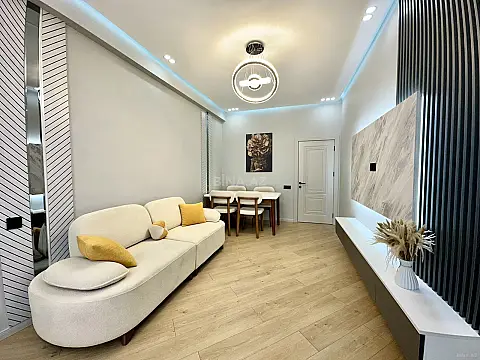 Satılır 2 otaqlı mənzil 55 m² — Bakı, Həzi Aslanov qəs. 2 otaq 55.00 m²