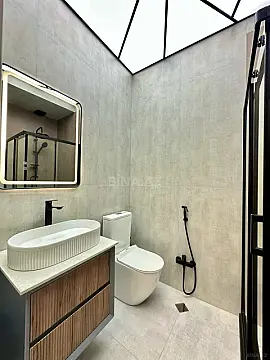 Satılır 2 otaqlı mənzil 55 m²