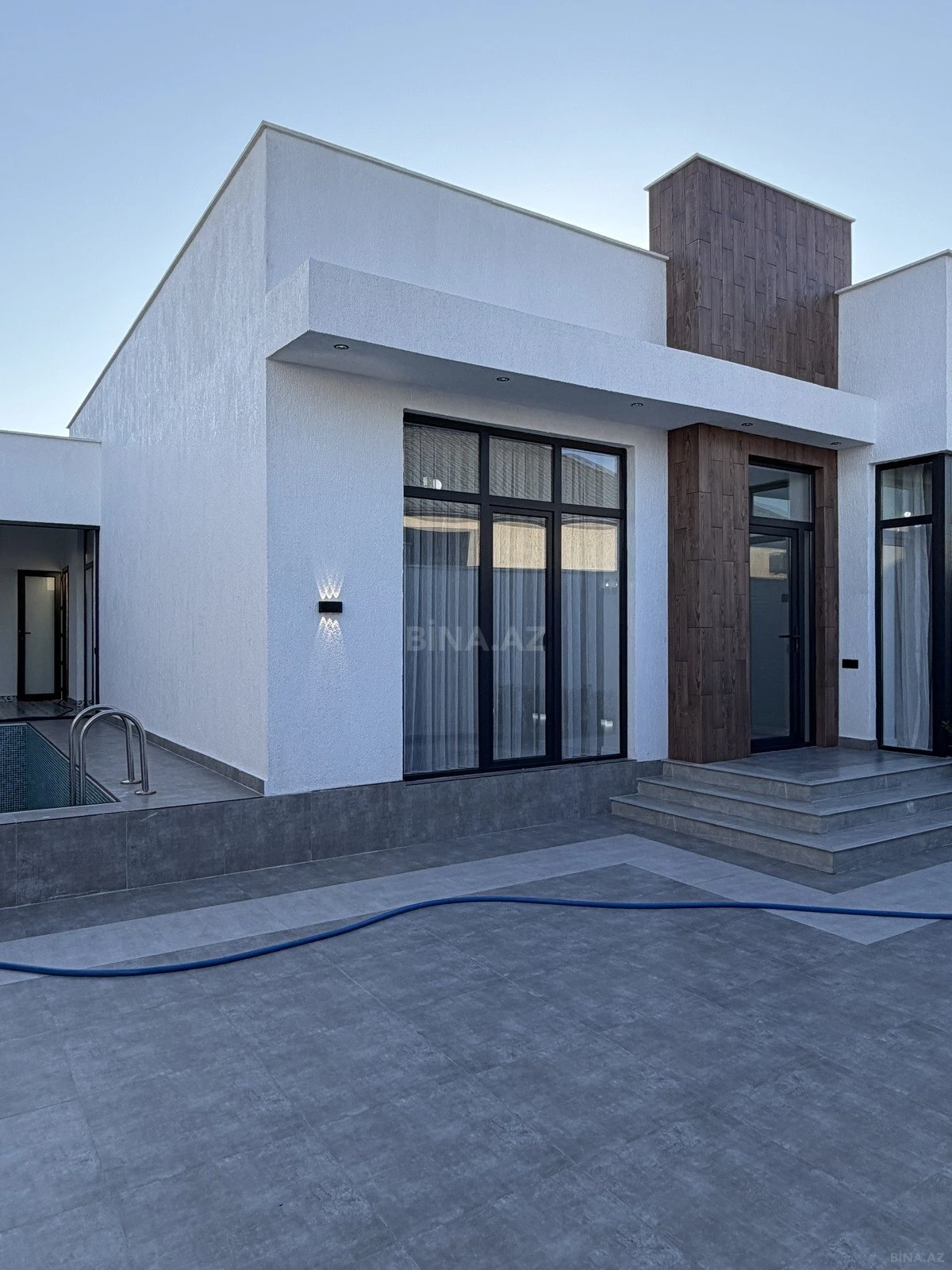 Satılır 4 otaqlı həyət evi 150 m²