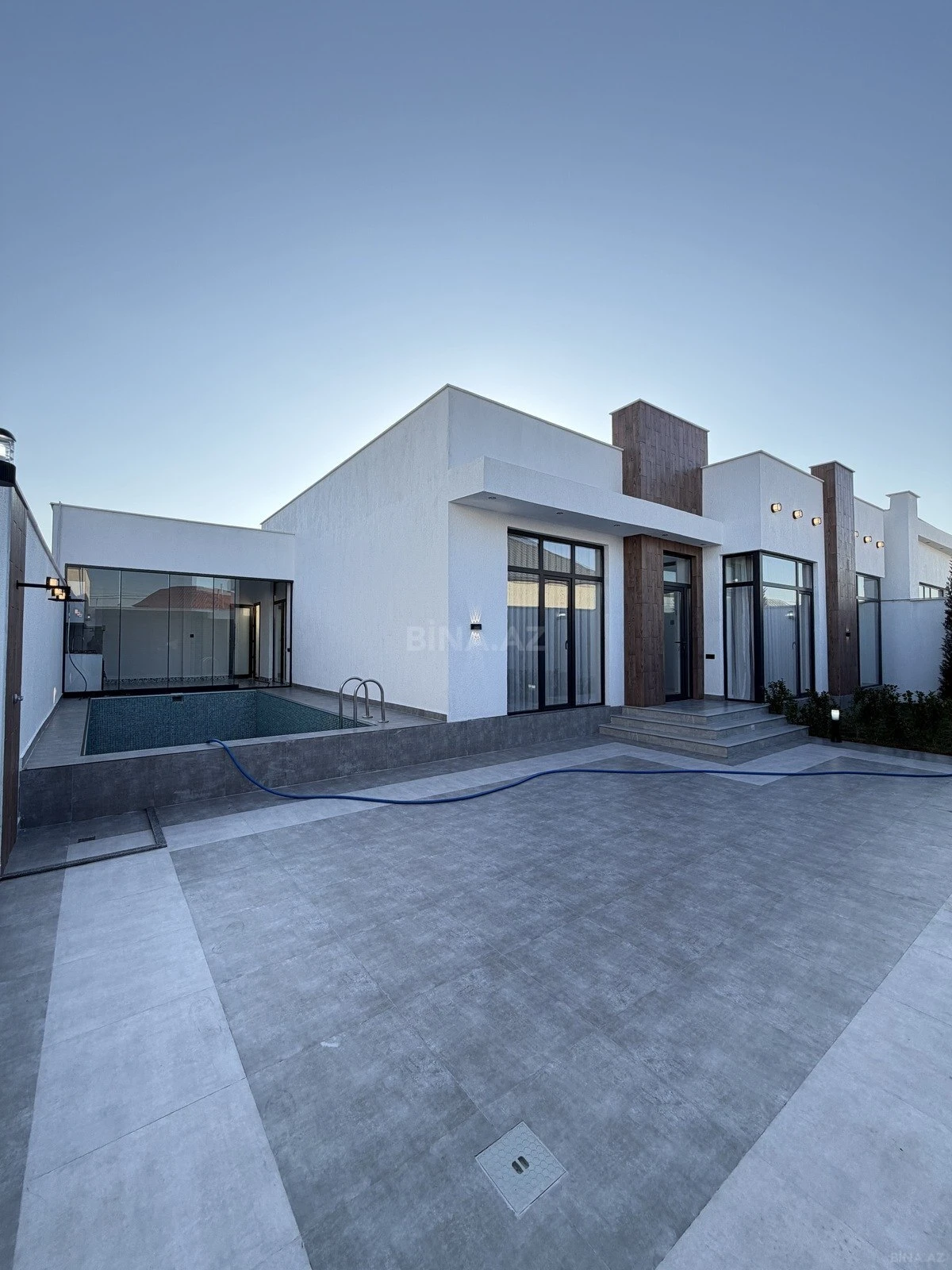 Satılır 4 otaqlı həyət evi 150 m²