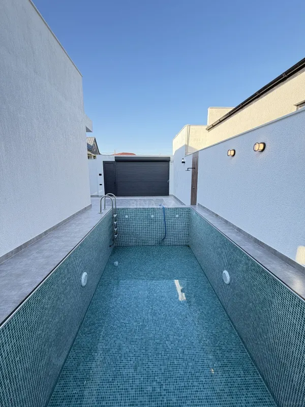 Satılır 4 otaqlı həyət evi 150 m²