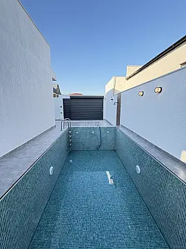 Satılır 4 otaqlı həyət evi 150 m²