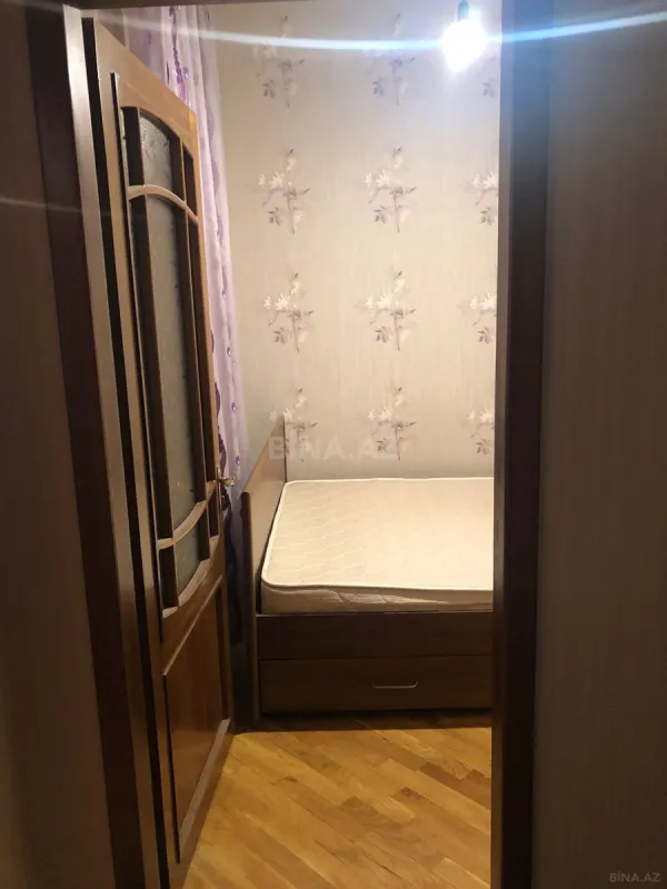 Kirayə verilir 2 otaqlı mənzil 74 m²