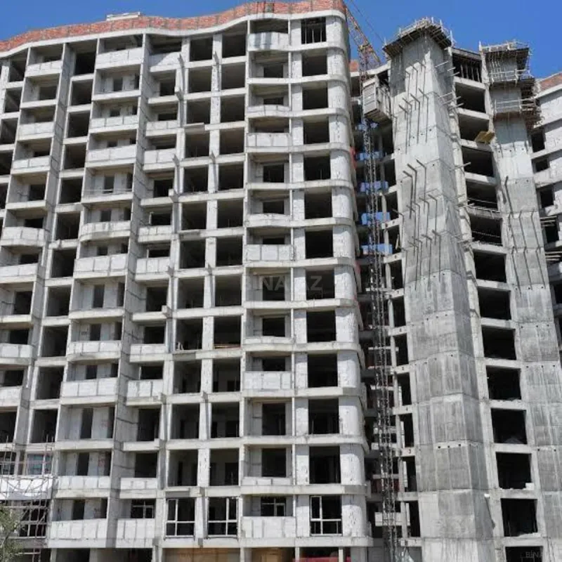 Satılır 1 otaqlı mənzil 42.2 m²