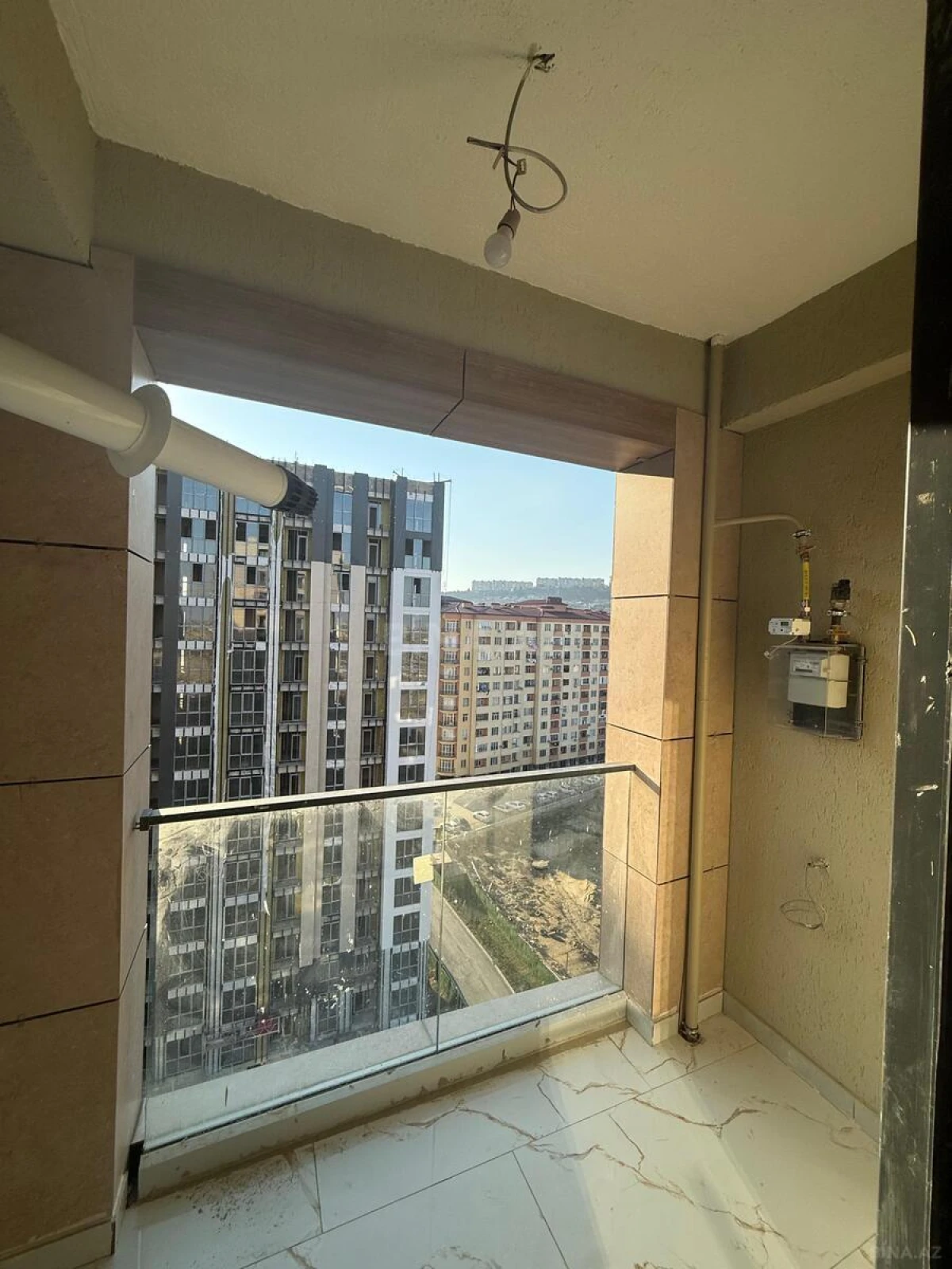 Satılır 4 otaqlı mənzil 102 m²