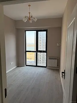 Satılır 4 otaqlı mənzil 102 m²