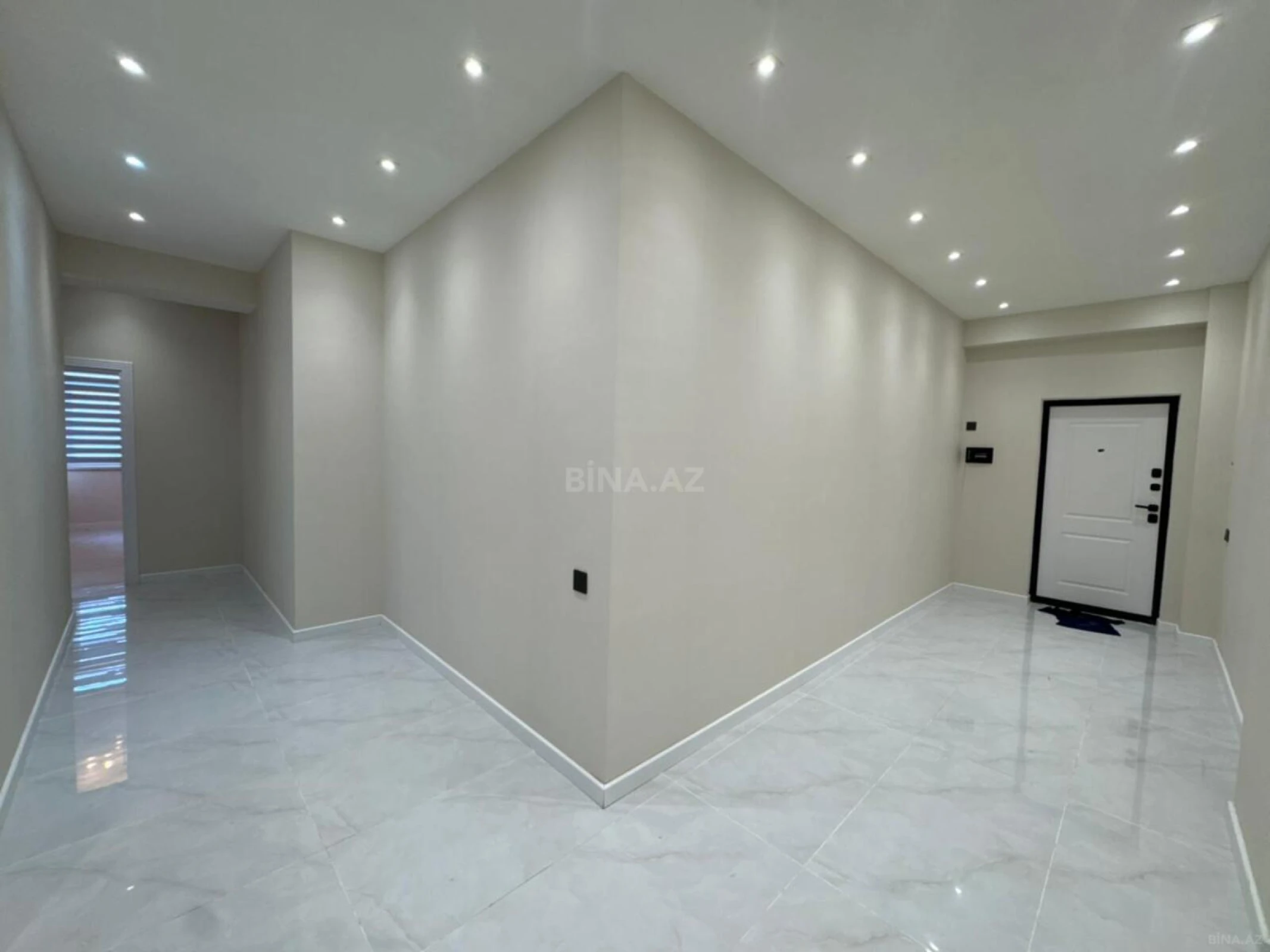 Satılır 2 otaqlı mənzil 66 m²