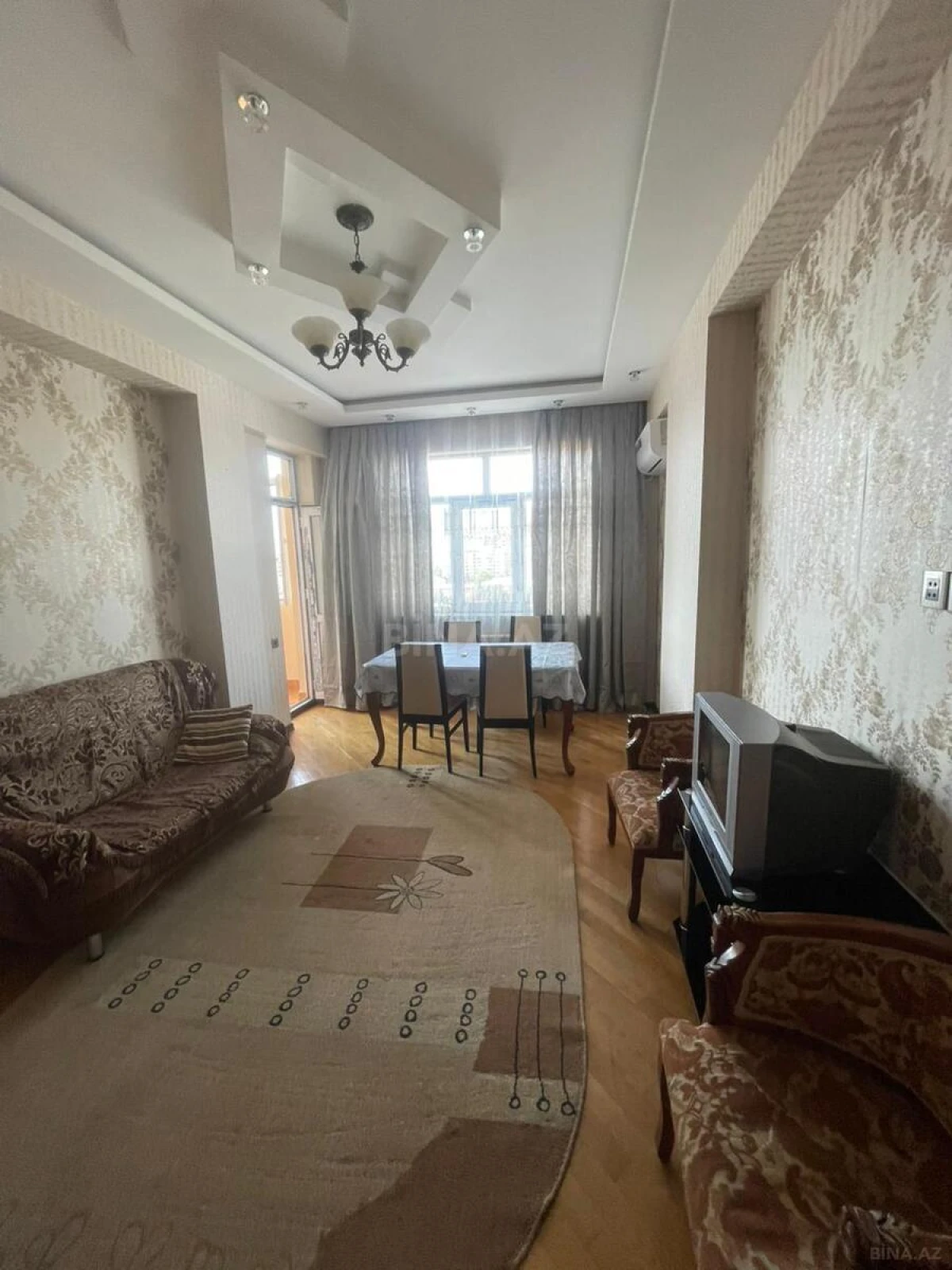 Kirayə verilir 2 otaqlı mənzil 65 m²