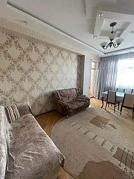 Kirayə verilir 2 otaqlı mənzil 65 m² — Bakı, Yasamal qəs. 2 otaq 65.00 m²