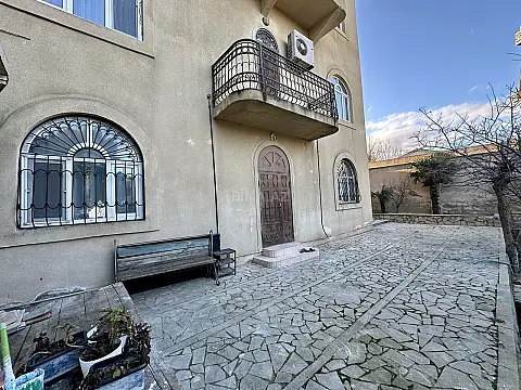 Kirayə verilir 2 otaqlı həyət evi 100 m²
