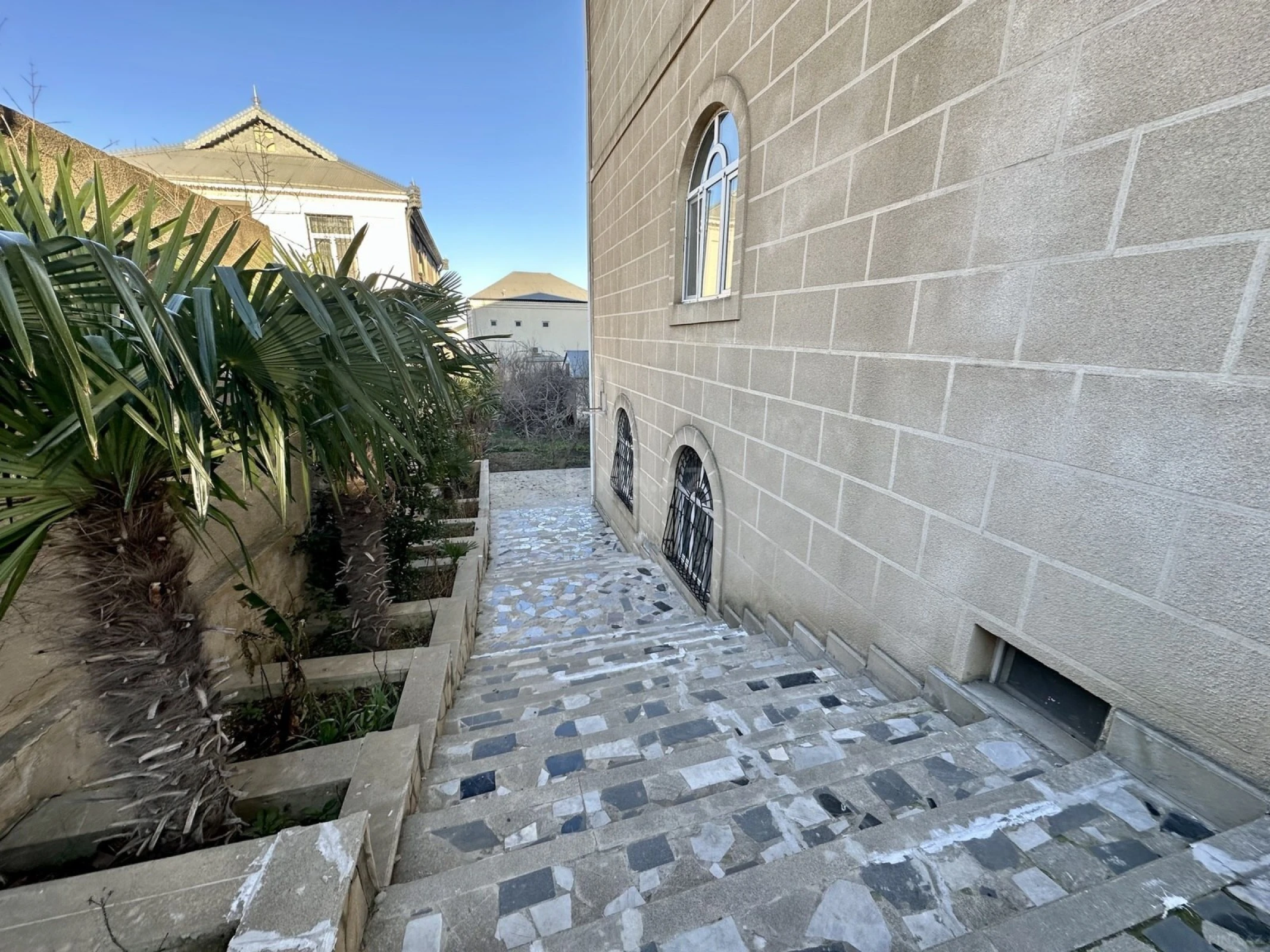 Kirayə verilir 2 otaqlı həyət evi 100 m²