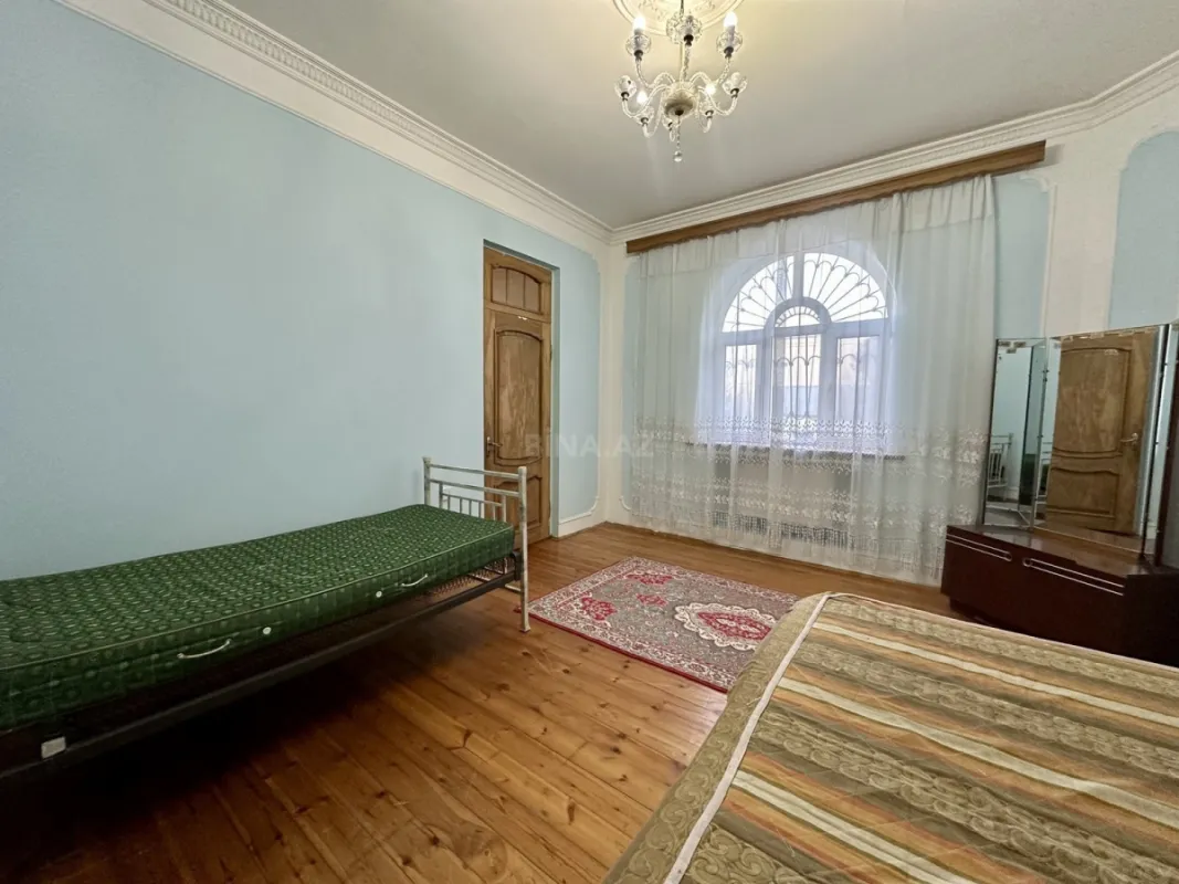 Kirayə verilir 2 otaqlı həyət evi 100 m²