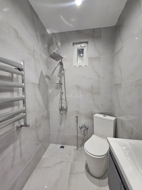 Satılır 4 otaqlı həyət evi 150 m²