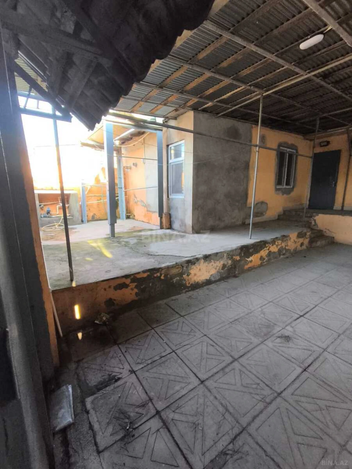 Satılır 3 otaqlı mənzil 50 m²