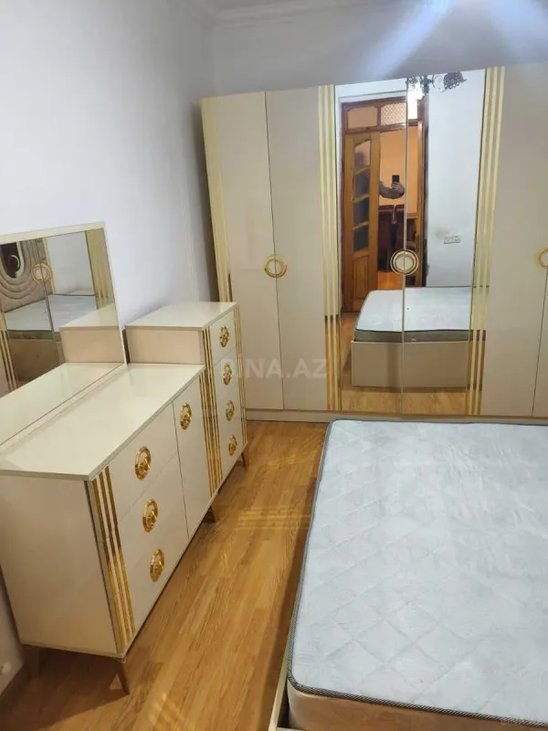 Satılır 3 otaqlı mənzil 50 m²