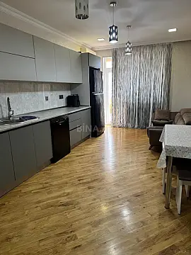 Satılır 3 otaqlı mənzil 115.2 m²