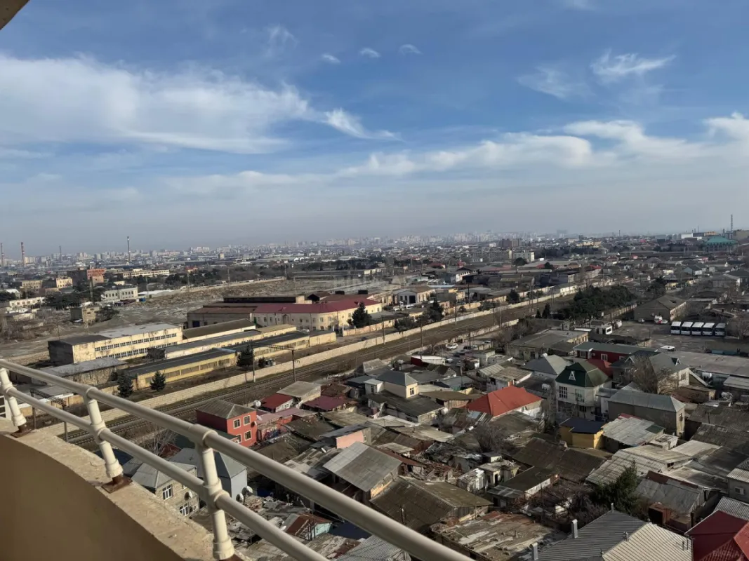 Satılır 3 otaqlı mənzil 115.2 m²