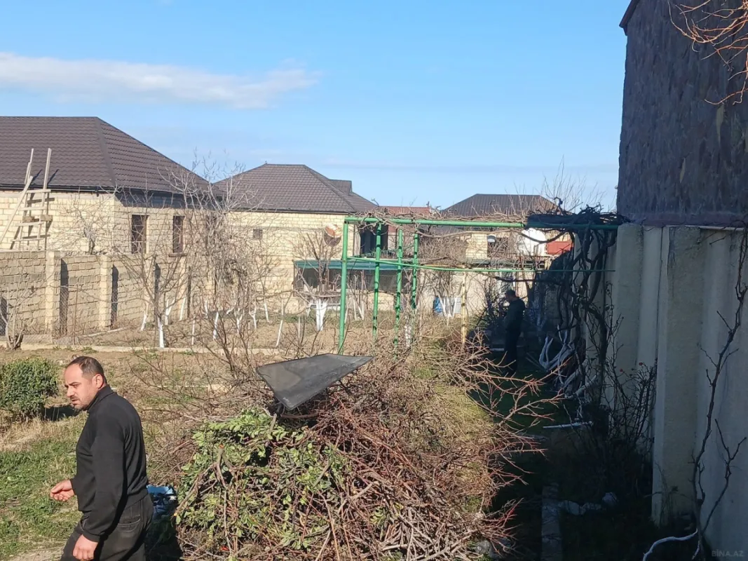 Satılır 2 otaqlı həyət evi 50 m²